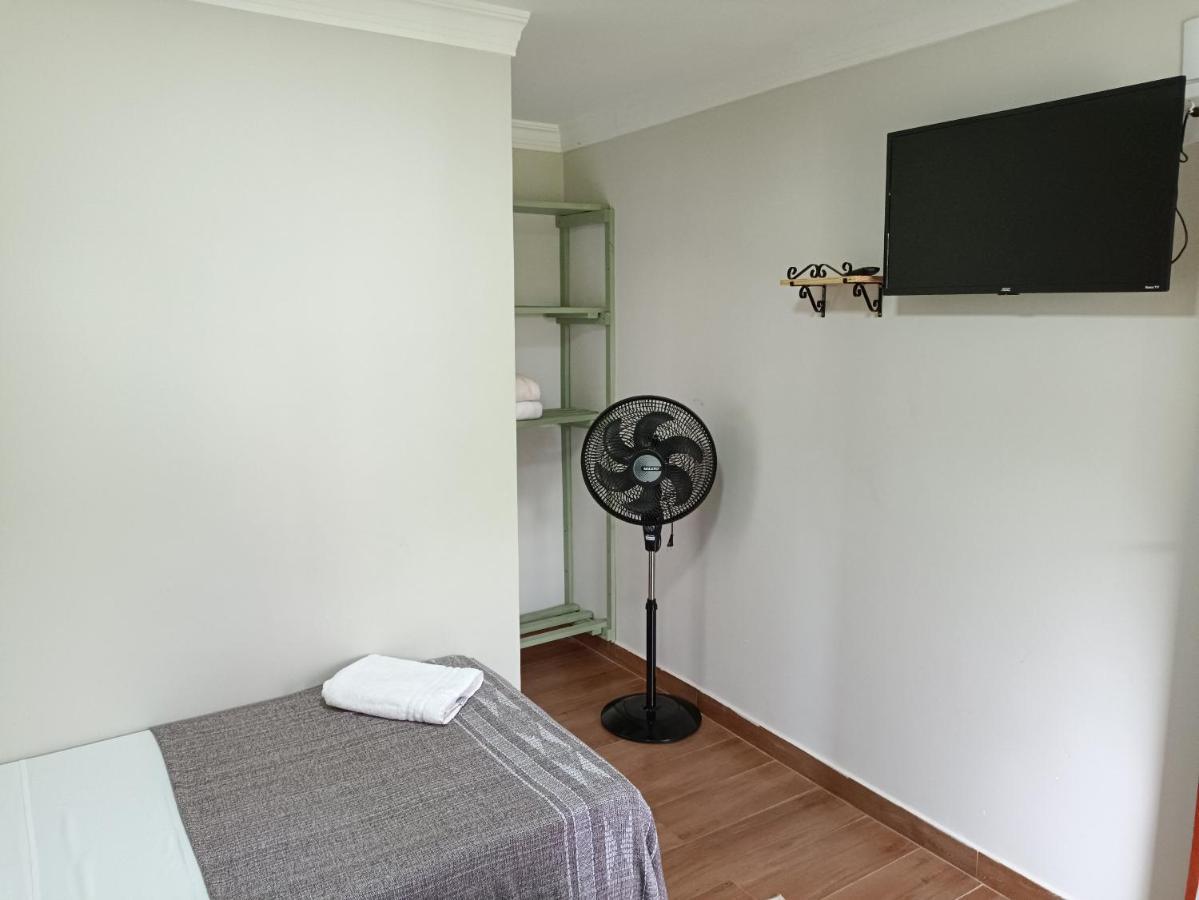 Alpha Hospedaria & Hostel Londrina Ngoại thất bức ảnh